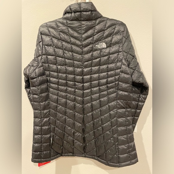NWT The North Face Women THERMOBALL ECO Quilted jacket Black Size M - Picture 2 of 10